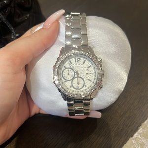 Guess Watch